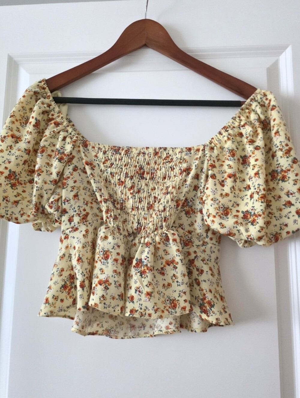 Floral Puff Sleeve Blouse Smocked Back Cropped Womens S Cottage Core Boho Preppy - Picture 2 of 2